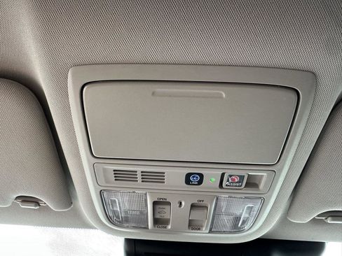 Used 2022 Honda Accord Touring image 35