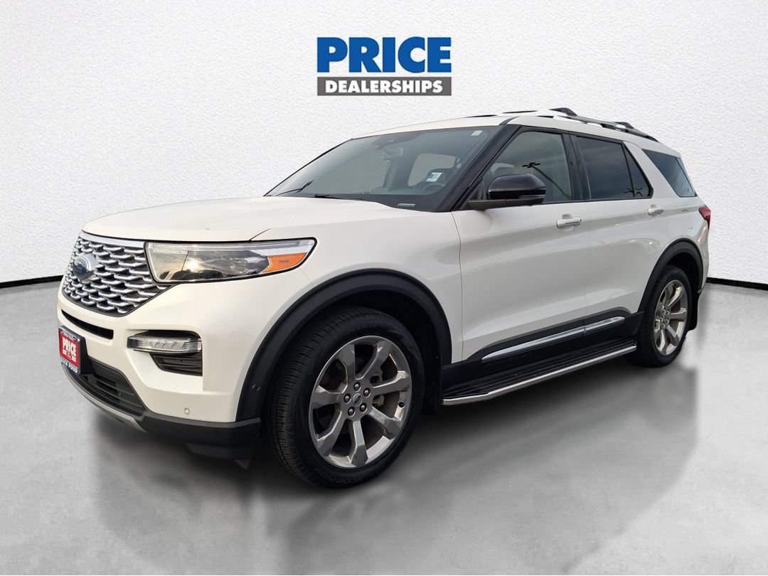 Used 2020 Ford Explorer Platinum AWD/4WD image 2