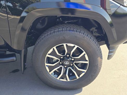 Certified 2023 Toyota Tacoma TRD Sport w/ Black Out Package (TMS) AWD/4WD image 8