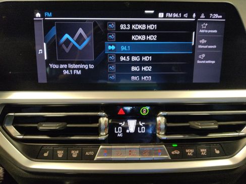 Used 2021 BMW 330e w/ Convenience Package RWD image 25