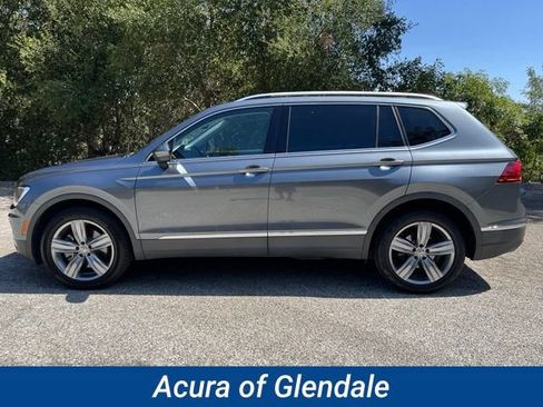 Used 2021 Volkswagen Tiguan SEL FWD image 1