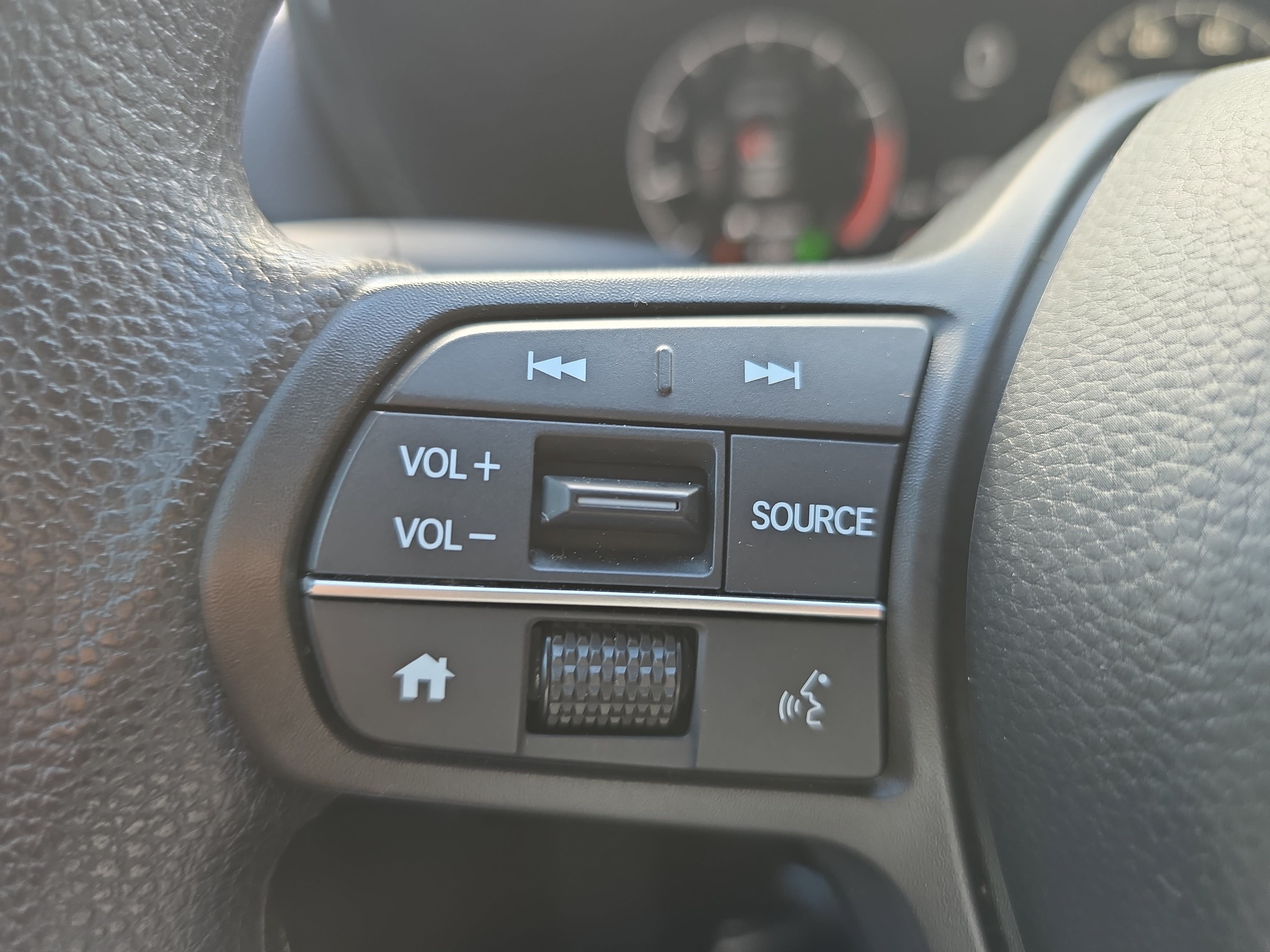 Certified 2025 Honda CR-V EX image 16