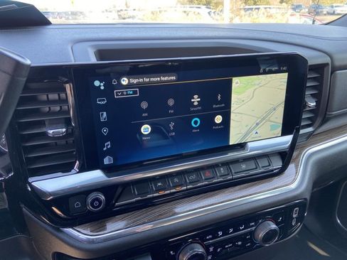 Used 2025 Chevrolet Silverado 1500 LT image 37