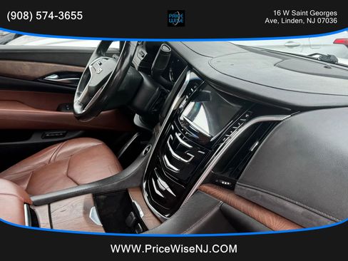 Used 2016 Cadillac Escalade ESV Premium image 20