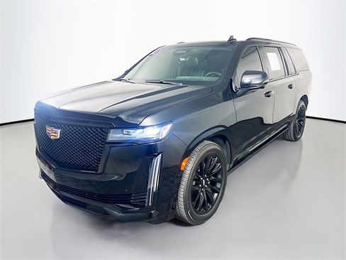 Used 2023 Cadillac Escalade ESV Sport Platinum image 3