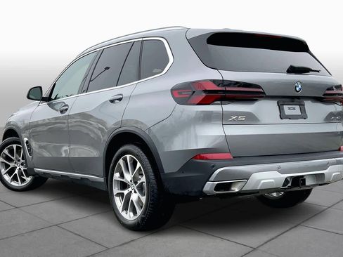 Used 2024 BMW X5 xDrive40i w/ Premium Package image 12