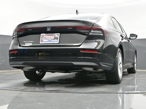 Certified 2025 Honda Accord LX image 24