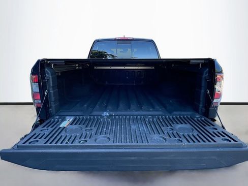 Certified 2024 Nissan Frontier SV w/ Technology Package image 27