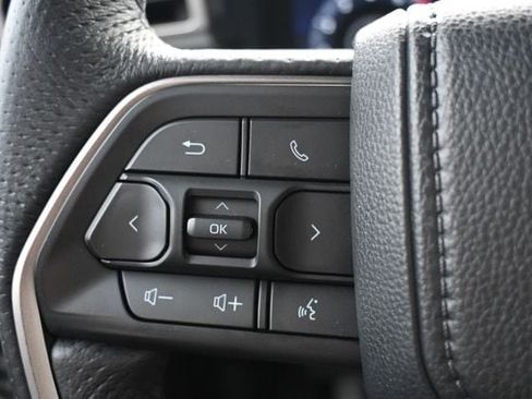 Used 2024 Toyota Tacoma TRD Off-Road image 37