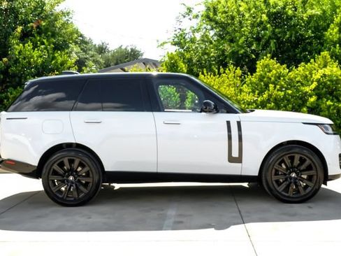 Used 2023 Land Rover Range Rover SE AWD/4WD image 9