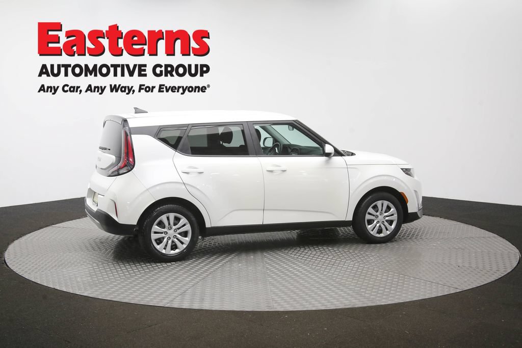 Used 2023 Kia Soul LX FWD image 43