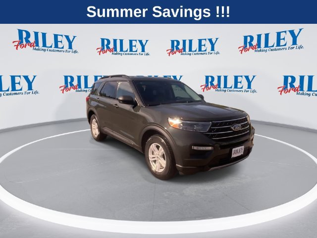 Used 2023 Ford Explorer XLT w/ Equipment Group 202A AWD/4WD image 4