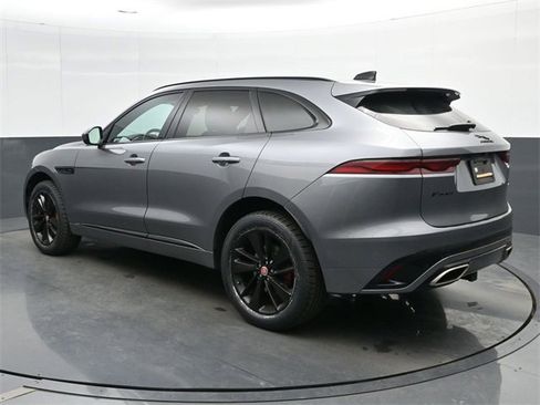 Used 2023 Jaguar F-PACE R-Dynamic S image 6