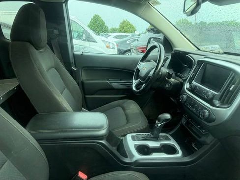 Used 2022 Chevrolet Colorado LT w/ Fleet Safety Package RWD image 3