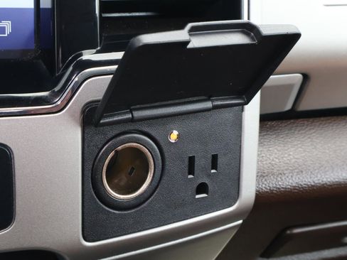 Used 2022 Ford F350 King Ranch w/ King Ranch Ultimate Package image 32