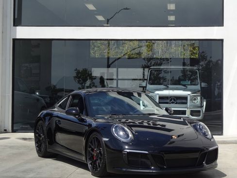 Used 2017 Porsche 911 Carrera GTS w/ GTS Interior Package RWD image 9