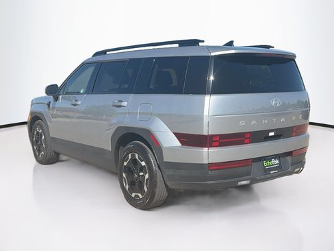 Used 2025 Hyundai Santa Fe SEL AWD/4WD image 5
