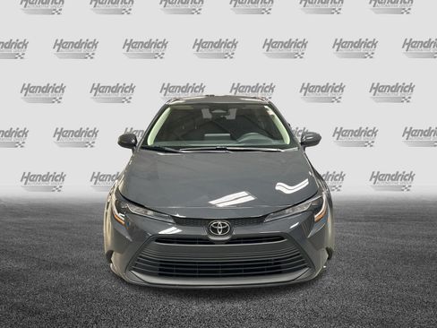 Certified 2025 Toyota Corolla LE FWD image 3
