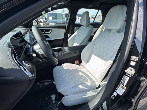 New 2026 Mercedes-Benz E 450 4MATIC All-Terrain Wagon image 14