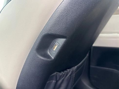 Used 2022 Hyundai Palisade Limited image 11