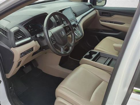 Used 2020 Honda Odyssey Touring image 11