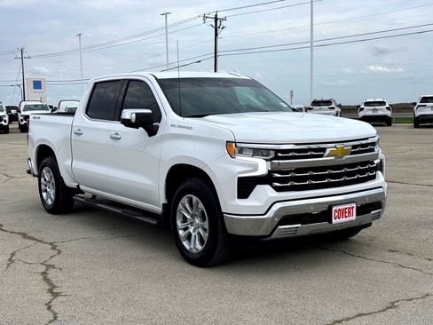 Used 2025 Chevrolet Silverado 1500 LTZ image 4