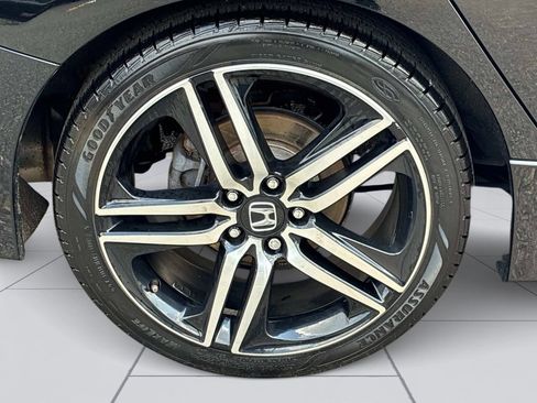 Used 2017 Honda Accord Sport Special Edition image 10