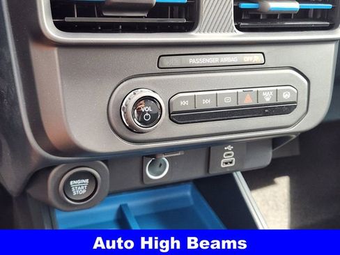 New 2026 Ford Maverick XLT w/ XLT Luxury Package FWD image 19