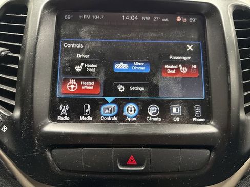 Used 2014 Jeep Cherokee Latitude w/ Comfort/Convenience Group image 10