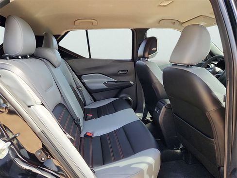 Used 2023 Nissan Kicks SR w/ SR Premium Package image 19