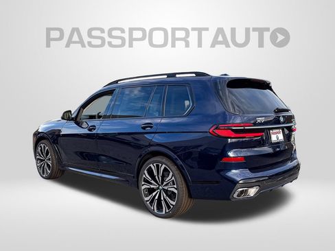 New 2026 BMW X7 xDrive40i image 3