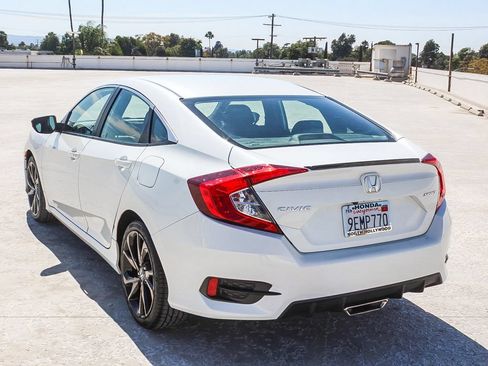 Used 2020 Honda Civic Sport image 4