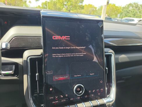 New 2026 GMC Yukon XL Elevation RWD image 11