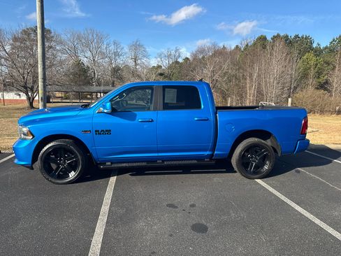 Used 2018 RAM 1500 Sport w/ Hydro Blue Sport Package image 11