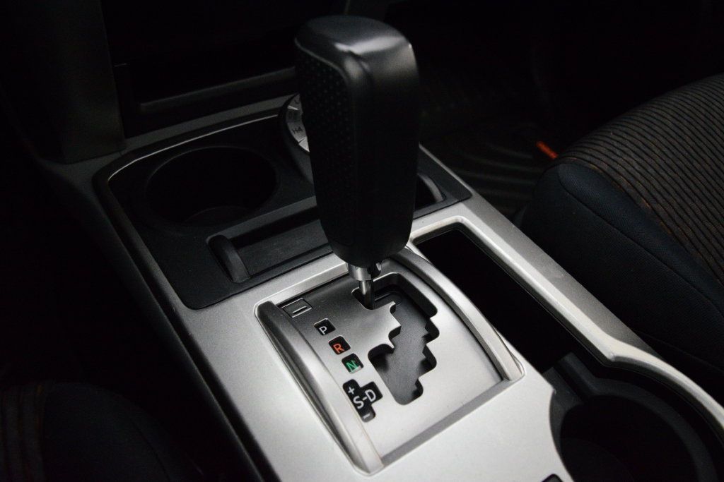 Used 2013 Toyota 4Runner SR5 w/ Convenience Pkg AWD/4WD image 24