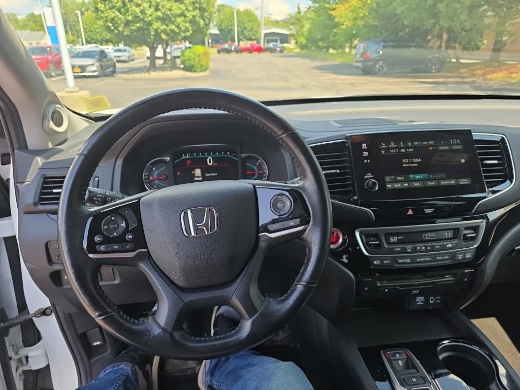 Used 2022 Honda Pilot Touring image 23