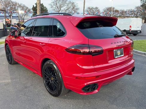 Used 2016 Porsche Cayenne GTS image 6