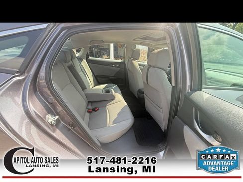 Used 2018 Honda Civic EX image 17