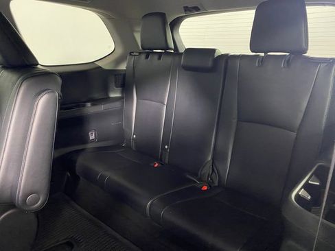 Used 2024 Toyota Grand Highlander AWD image 14