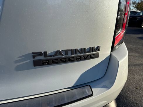 New 2026 Nissan Armada Platinum Reserve w/ Accent Package image 8