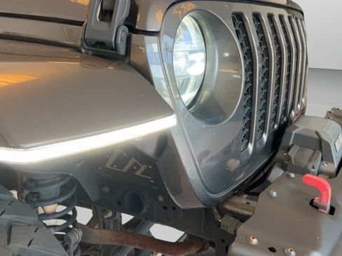 Used 2021 Jeep Gladiator Sport AWD/4WD image 44