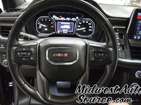 Used 2021 GMC Yukon AT4 w/ AT4 Premium Package AWD/4WD image 17