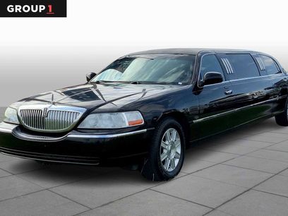Used 2007 Lincoln Town Car Executive