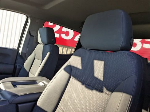 Used 2020 Chevrolet Silverado 1500 Custom Trail Boss w/ Custom Convenience Package image 17