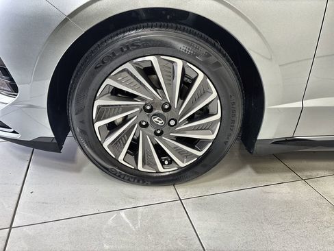 Certified 2025 Hyundai Sonata SEL FWD image 18