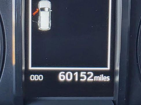 Certified 2022 Toyota 4Runner SR5 Premium w/ Moonroof Package image 40