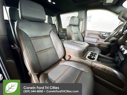 Used 2022 GMC Sierra 3500 Denali w/ Technology Package image 17