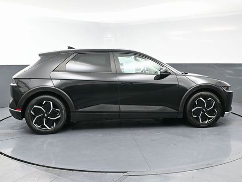 Used 2022 Hyundai Ioniq 5 SE image 8