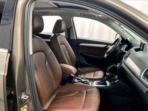 Used 2015 Audi Q3 2.0T Prestige w/ Prestige Package image 11