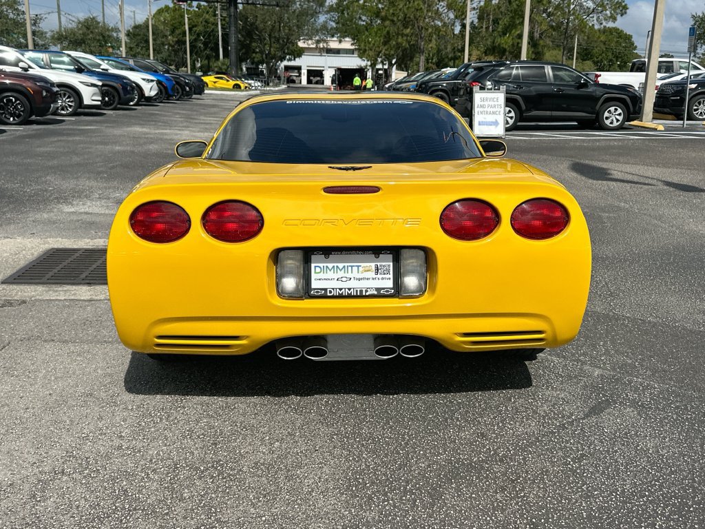 Used 2002 Chevrolet Corvette Coupe w/ Preferred Equipment Group2 RWD image 6